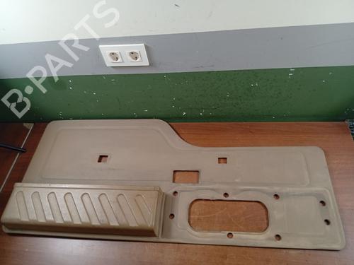 Used Boot lining LAND ROVER DISCOVERY II (L318) 2.5 Td5 4x4 (139 hp) 30133989