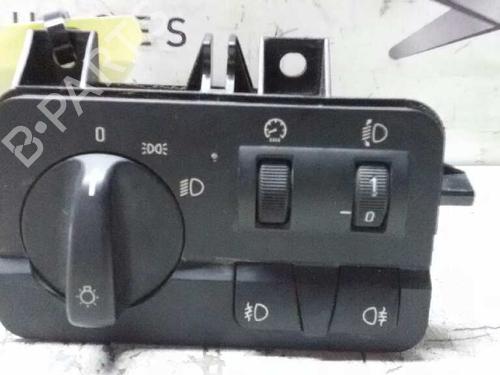 Used Headlight switch BMW 3 (E46) 320 d (136 hp) 17847068