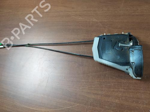 Used Rear right lock TOYOTA YARIS (_P13_) 1.5 Hybrid (NHP130_, NHP130) (101 hp) 24432303