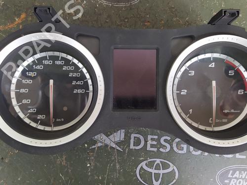 Used Instrument cluster ALFA ROMEO 159 Sportwagon (939_) 2.4 JTDM (939BXD1B, 939BXD12) (200 hp) 19400559