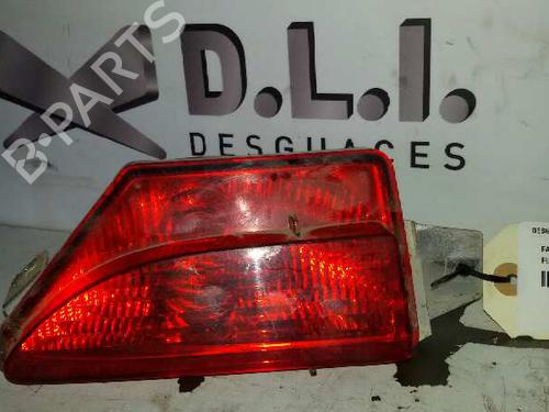 Used Rear fog light FIAT BRAVO II (198_) 1.9 D Multijet (198AXB1A) (120 hp) 17841537