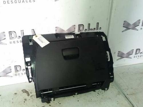 Used Glove box BMW X1 (E84) xDrive 18 d (143 hp) 17841468
