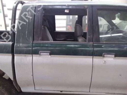Puerta trasera derecha MITSUBISHI L200 (K7_T, K6_T, K5_T) [1996-2011]  31044974