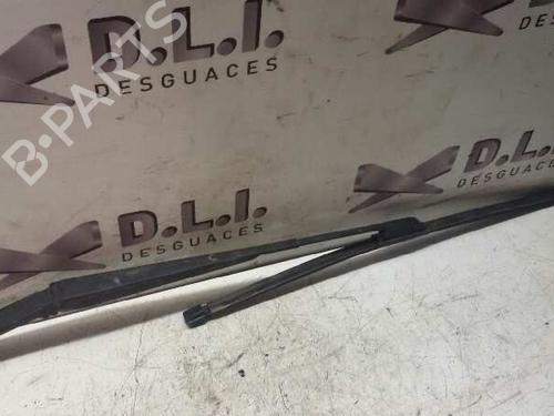 Used Front windshield wiper arm MITSUBISHI PAJERO III (V7_W, V6_W) 3.2 Di-D (V68W) (160 hp) 17840949