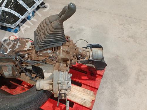 Verteilergetriebe für Verteilergetriebe MITSUBISHI L200 (K7_T, K6_T, K5_T) [1996-2011] 35725969 35725969