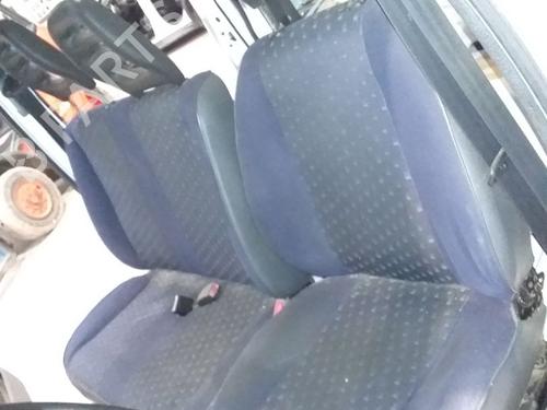 Sæde venstre fortil FIAT SCUDO Bus (220_) 2.0 JTD (109 hp) 32293050
