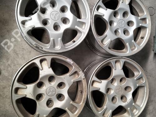 Used Wheel set Wheel set MITSUBISHI PAJERO III (V7_W, V6_W) 3.2 Di-D (V68W) (160 hp) 36387225 36387225