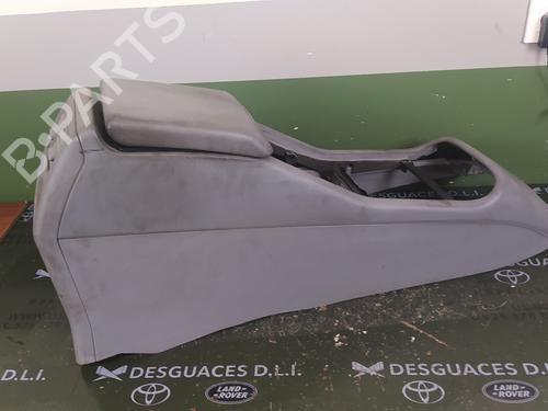Used Armrest / Center console MERCEDES-BENZ M-CLASS (W163) ML 270 CDI (163.113) (163 hp) 18528113