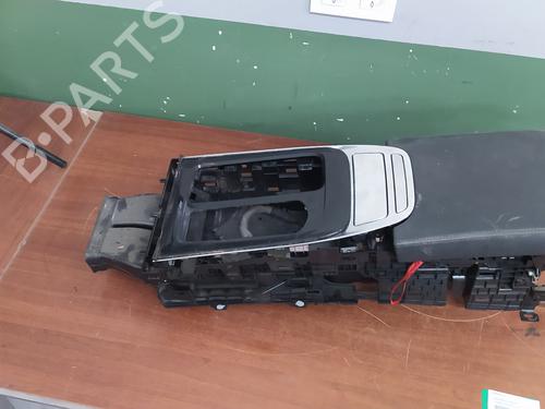 Accoudoir central JAGUAR XJ (X351) 3.0 SDV6 (275 hp) 26448964