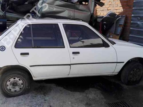Left front indicator PEUGEOT 205 I (741A/C) 1.7 Diesel | BP17844583C32 