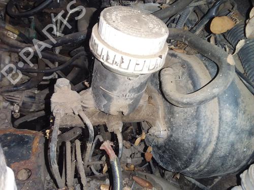 Used Brake master cylinder MITSUBISHI L200 (K7_T, K6_T, K5_T) [1996-2011]  31044978