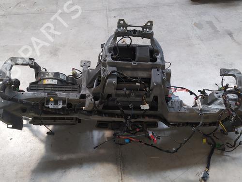 Used Heater matrix box LAND ROVER RANGE ROVER SPORT I (L320) 2.7 D 4x4 (190 hp) 18551642