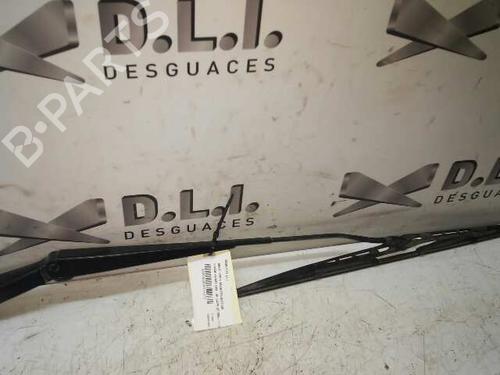 Used Front windshield wiper arm NISSAN NAVARA NP300 (D40) 2.5 dCi 4WD (D40TT, D40T, D40M, D40BB) (190 hp) 17840214
