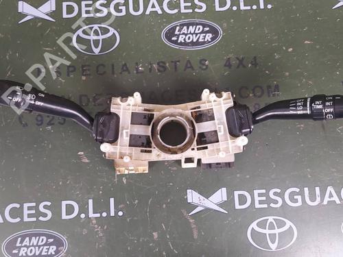 Used Headlight switch TOYOTA LAND CRUISER 90 (_J9_) 3.0 TD (KZJ90_, KZJ95_, KZJ90R, KZJ95R, KZJ90W, KZJ95W) (125 hp) 17851933