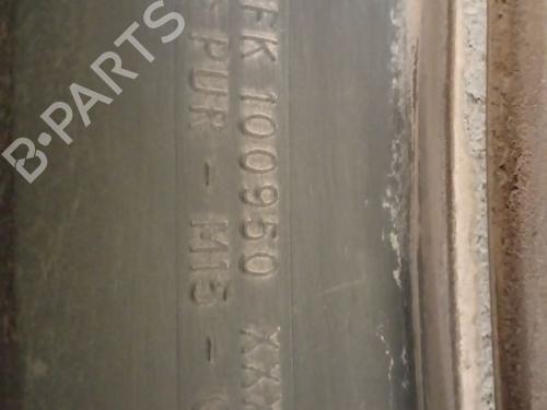 Venstre bagtil skærm liste LAND ROVER DISCOVERY II (L318) 2.5 Td5 4x4 | BP29610952C136 