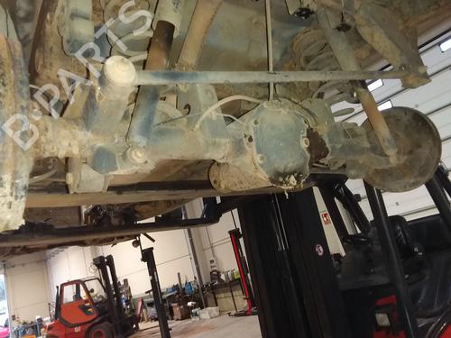 Used Rear axle NISSAN TERRANO II (R20) 2.7 TDi 4WD (125 hp) 32033489