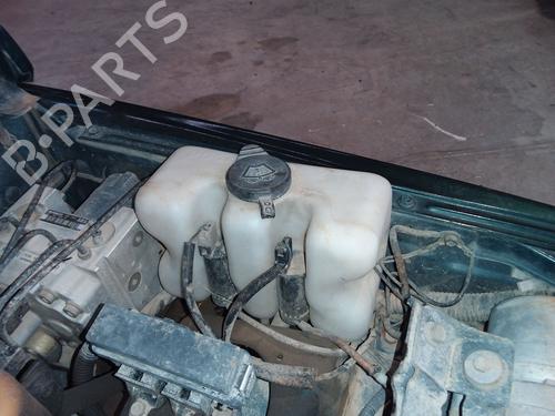Used Windscreen washer tank Windscreen washer tank 39206832 39206832