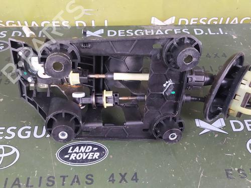 Gear lever PEUGEOT 208 I (CA_, CC_) 1.6 HDi / BlueHDi 75 | BP17851888M90