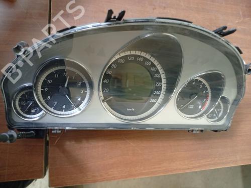 Used Instrument cluster Instrument cluster MERCEDES-BENZ E-CLASS (W212) [2009-2016] 33192183 33192183