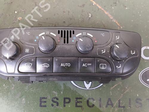 Used Climate control MERCEDES-BENZ C-CLASS (W203) C 180 Kompressor (203.046) (143 hp) 17854889