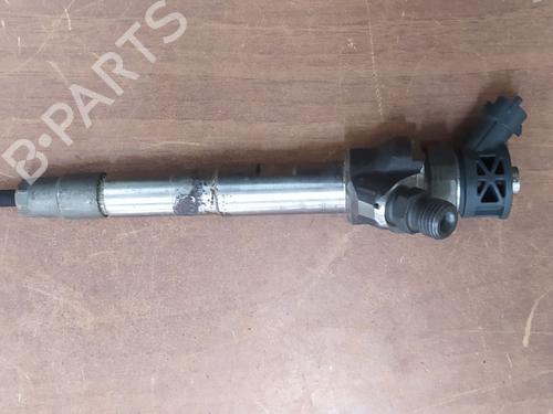 Used Injector Injector LAND ROVER DISCOVERY V (L462) 2.0 Sd4 4x4 (241 hp) 36111079 36111079