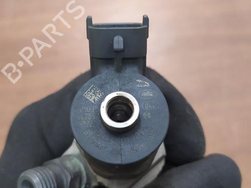 Injector LAND ROVER DISCOVERY V (L462) 2.0 Sd4 4x4 | BP36111081M100 - Image 2
