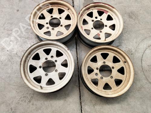 Used Rim Rim SUZUKI SAMURAI Closed Off-Road Vehicle (SJ_) 1.3 All-wheel Drive (SJ413, SJ70, SJ80) (70 hp) 36041996 36041996