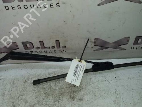 Used Front windshield wiper arm TOYOTA LAND CRUISER PRADO (_J12_) 3.0 D-4D (KDJ120, KDJ125) (163 hp) 17843304