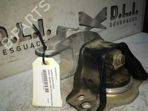 Used Engine mount RENAULT MEGANE II Estate (KM0/1_) 1.9 dCi (KMRG, KM1G, KM0G, KM2C) (120 hp) 17843517