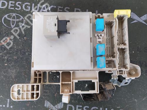 Used Fuse box TOYOTA LAND CRUISER PRADO (_J12_) 3.0 D-4D (KDJ120, KDJ125) (166 hp) 18747908