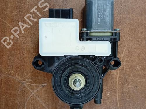 Used Right front window motor SEAT ARONA (KJ7, KJP) 1.0 TSI (116 hp) 30295740