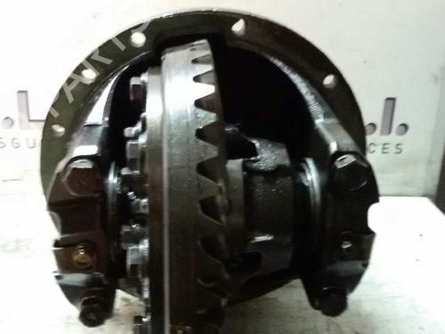 Used Rear differential NISSAN TERRANO II (R20) 2.7 TDi 4WD (125 hp) 17845306