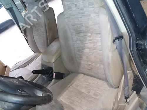 Set sedili Set sedili LAND ROVER DISCOVERY II (L318) 2.5 Td5 4x4 (139 hp) 35905604 35905604