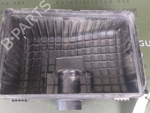 Used Air filter box MITSUBISHI PAJERO IV (V8_W, V9_W) 3.2 DI-D (V88W, V98W) (160 hp) 17852318