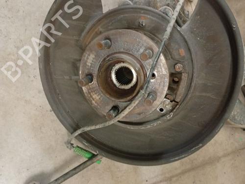 Right rear steering knuckle LAND ROVER RANGE ROVER III (L322) 3.6 D 4x4 | BP18510647M28