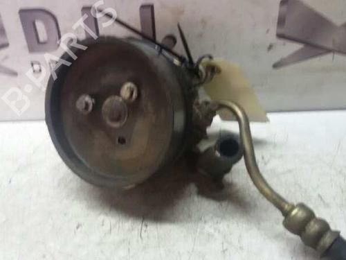Used Steering pump LAND ROVER DEFENDER Station Wagon (L316) 2.5 TDI 4x4 (L316) (113 hp) 17844569