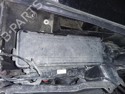 Used Fuse box LAND ROVER DISCOVERY V (L462) 2.0 Sd4 4x4 (241 hp) 31250439