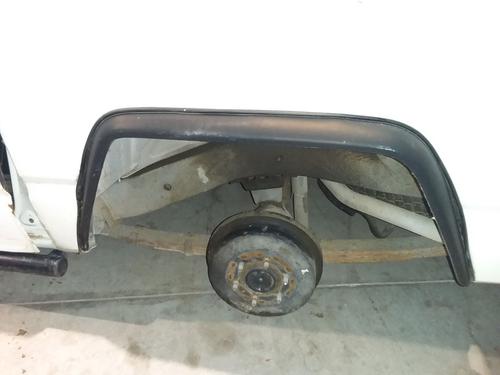 Aba guarda lamas trás esquerda Aba guarda lamas trás esquerda 31973063 31973063