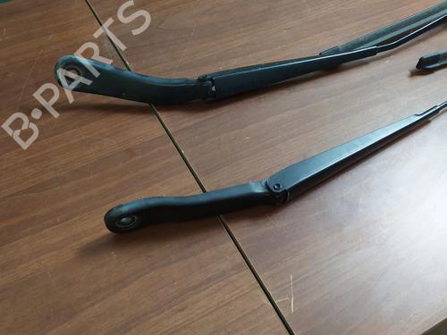 Front windshield wiper arm LAND ROVER FREELANDER 2 (L359) 2.2 TD4 4x4 | BP24507207C143 