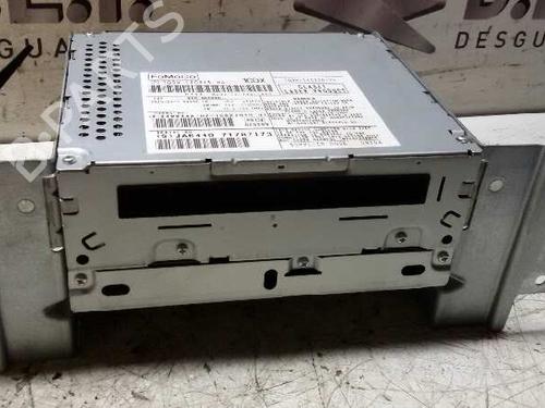 Used Radio LAND ROVER FREELANDER 2 (L359) 2.2 TD4 4x4 (152 hp) 17844222