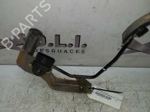 Used Pedal MITSUBISHI PAJERO III (V7_W, V6_W) 3.2 Di-D (V68W, V78W) (165 hp) 17844289