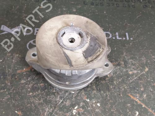 Used Engine mount MERCEDES-BENZ GLC (X253) 250 d 4-matic (253.909) (204 hp) 19322525