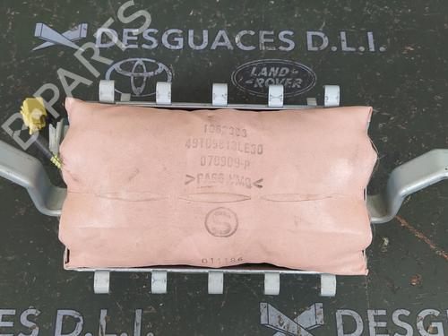 Passenger airbag TOYOTA LAND CRUISER PRADO (_J15_) 3.0 D-4D (KDJ150_, KDJ150, KDJ155) (173 hp) 17855482