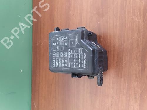 Used Fuse box HYUNDAI SANTA FÉ I (SM) 2.0 CRDi (113 hp) 22597551