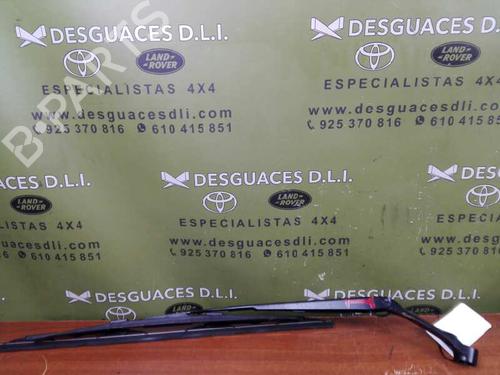 Used Front windshield wiper arm TOYOTA LAND CRUISER PRADO (_J12_) 3.0 D-4D (KDJ120, KDJ125) (166 hp) 17843524