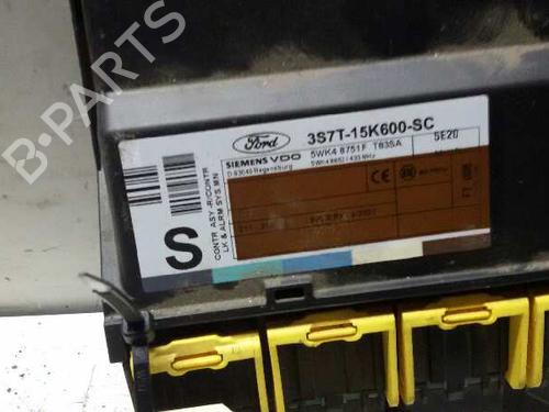 Used Electronic module FORD MONDEO III (B5Y) 2.2 TDCi (155 hp) 17844308