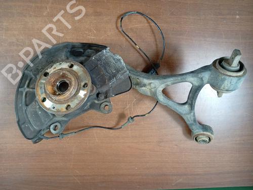 Used Right front steering knuckle VOLVO XC90 I (275) D5 AWD (185 hp) 25493987