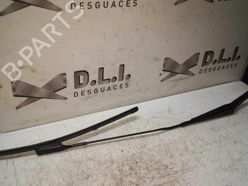 Used Front windshield wiper arm AUDI A4 B8 Avant (8K5) [2007-2017]  18465370