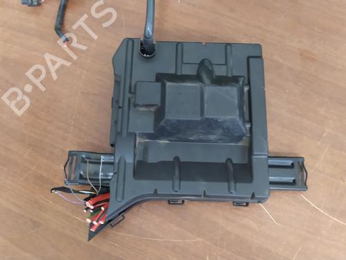 Used Fuse box PORSCHE PANAMERA (970) 3.0 D (250 hp) 26332837