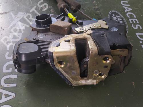 Front left lock TOYOTA LAND CRUISER PRADO (_J12_) 3.0 D-4D (KDJ120, KDJ125) | BP17846831C98 
